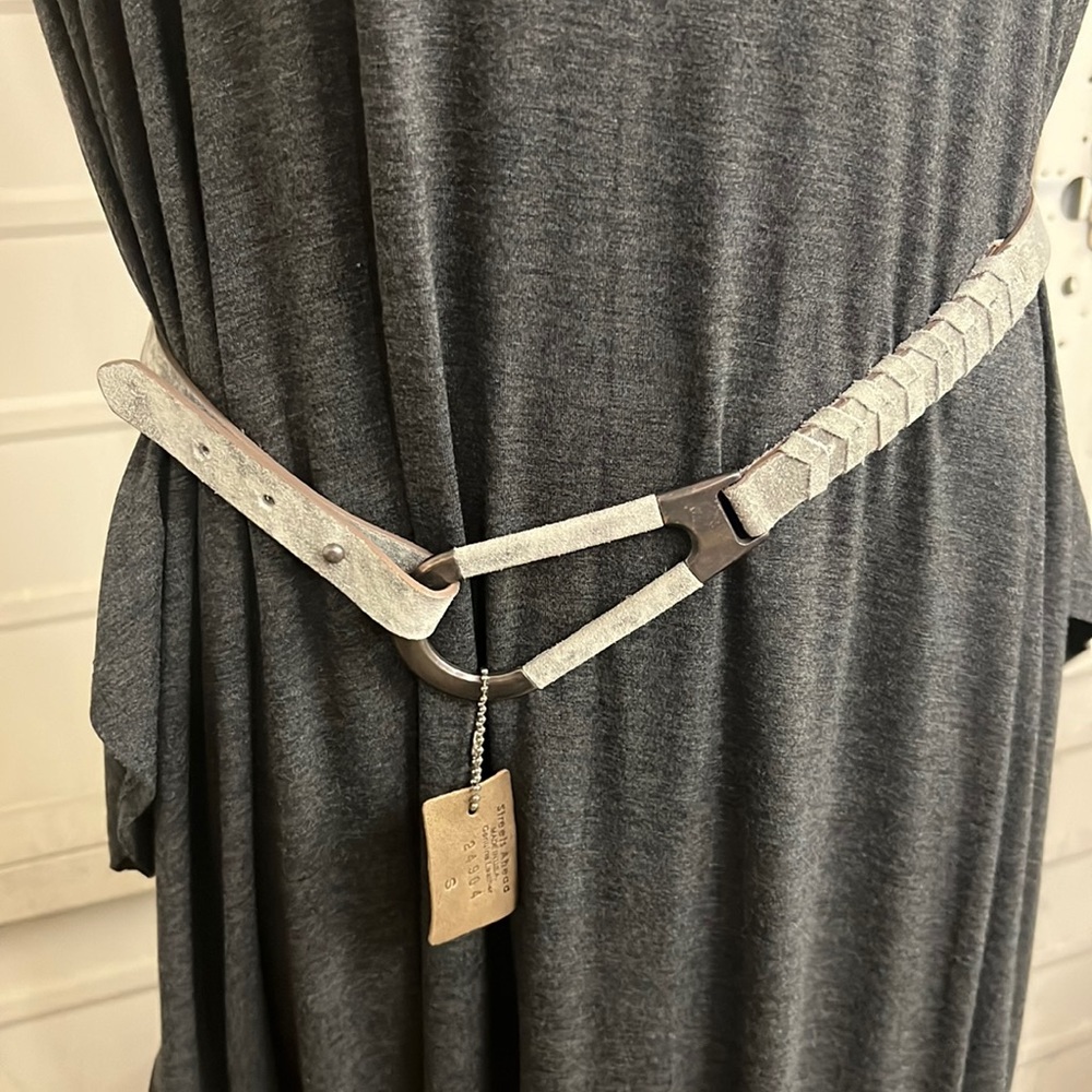 Beautiful thin leather belt by Streets Ahead, grey suede. Easy color to wear.
